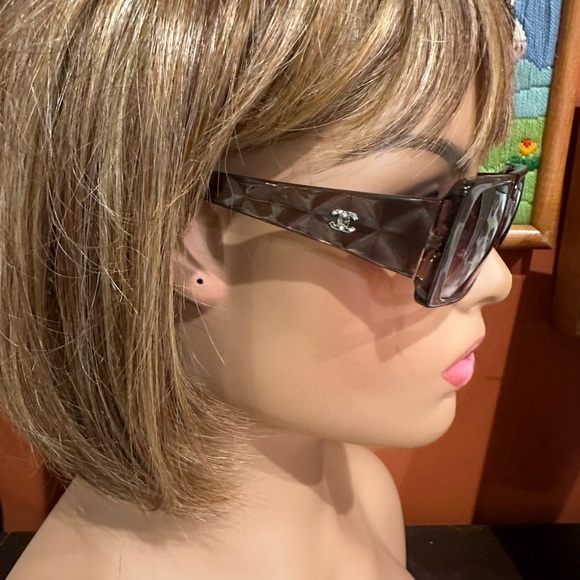 Authentic CHANEL 5045 135 55 17 c. 675/13 Square Sunglasses main image 5
